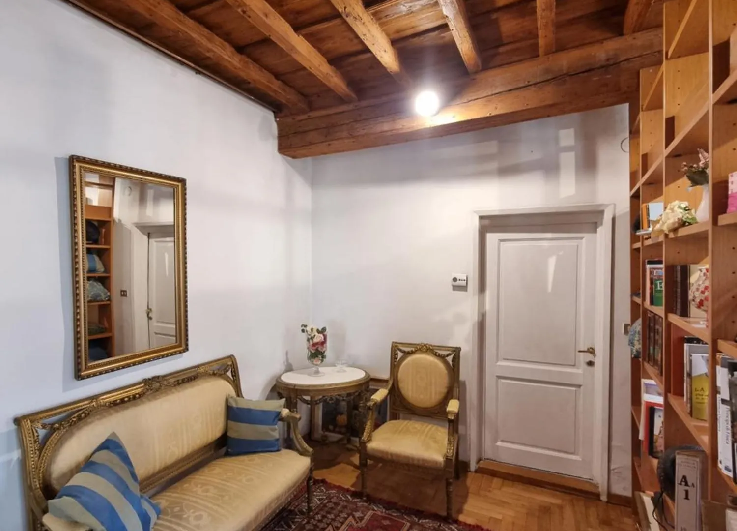 Apartamento La Sede Dell'Arte Monolocale Studio E Camere In Torre Medievale Vicino A Duomo E Piazza Signoria Florencia Italia