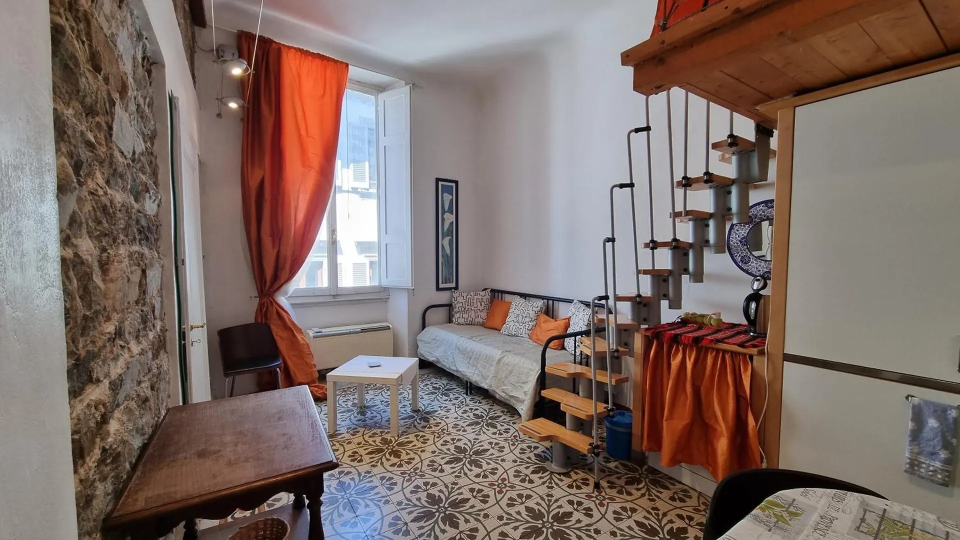 La Sede Dell'Arte Monolocale Studio E Camere In Torre Medievale Vicino A Duomo E Piazza Signoria Florencia Apartamento