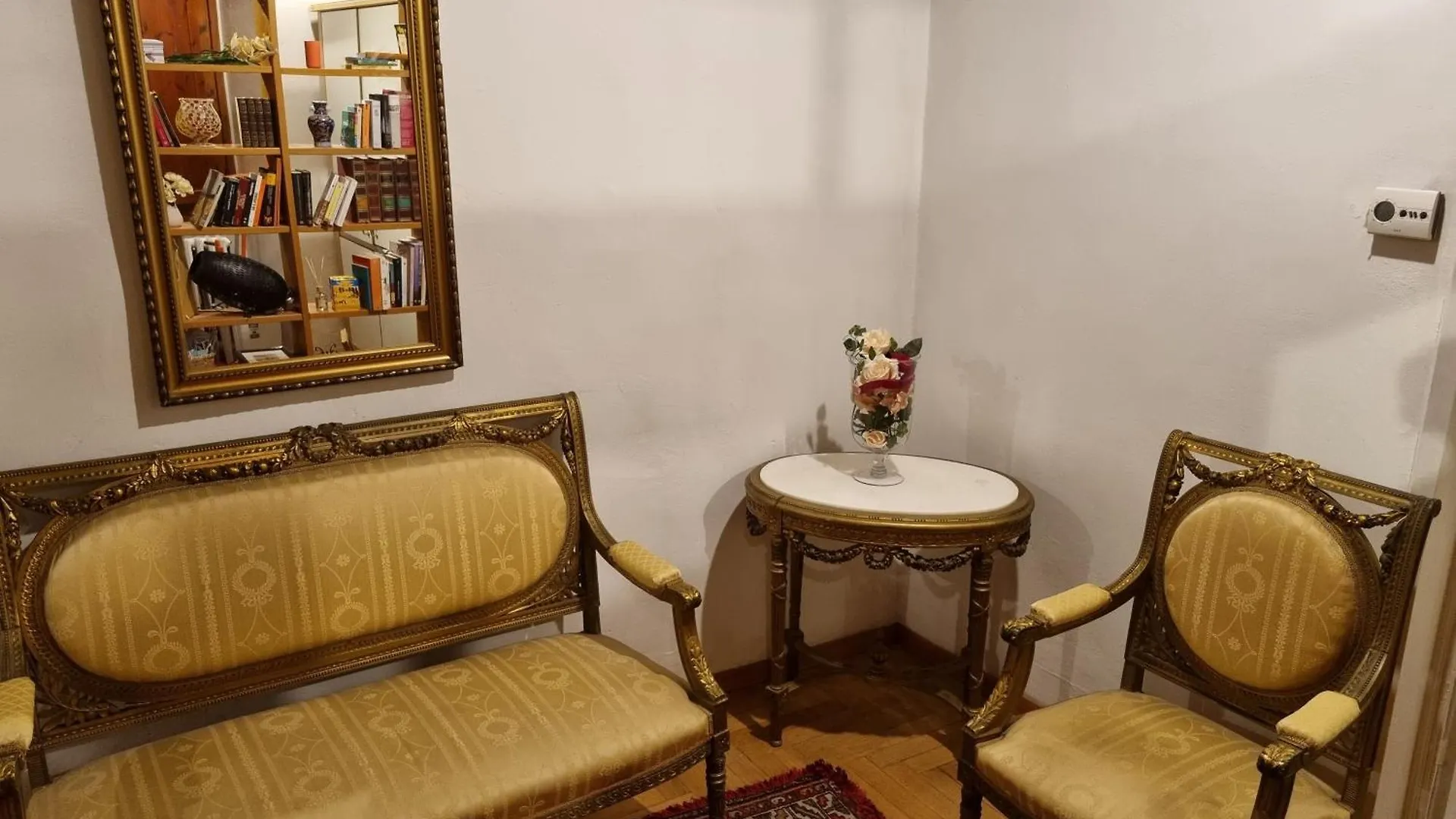 La Sede Dell'Arte Monolocale Studio E Camere In Torre Medievale Vicino A Duomo E Piazza Signoria Florencia Apartamento