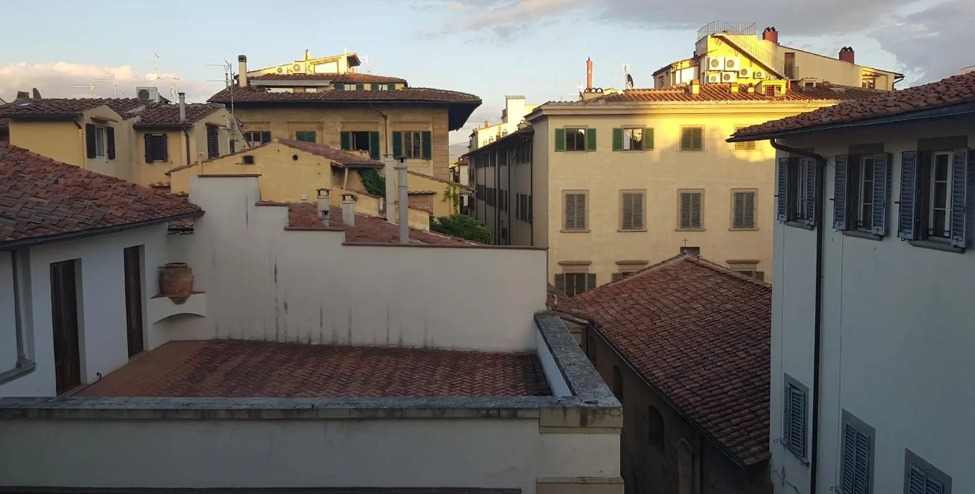 La Sede Dell'Arte Monolocale Studio E Camere In Torre Medievale Vicino A Duomo E Piazza Signoria Florencia Apartamento