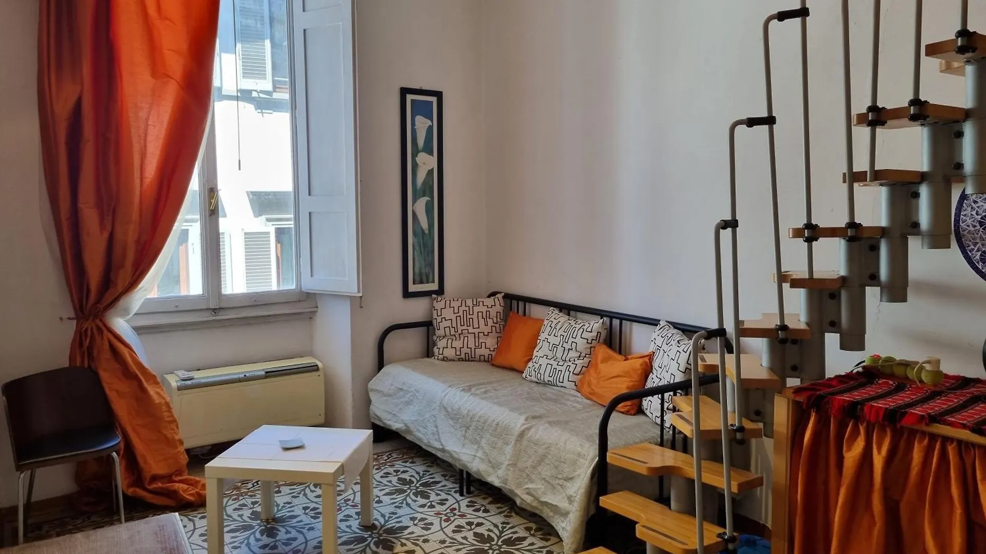 Апартаменты La Sede Dell'Arte Monolocale Studio E Camere In Torre Medievale Vicino A Duomo E Piazza Signoria Флоренция Италия